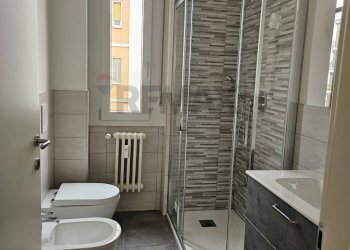 Bagno - Bilocale P.le Siena
 
6, Milano - foto 22