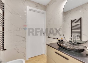 Bagno - Bilocale Via Monte Popera
 
16/25, Milano - foto 14