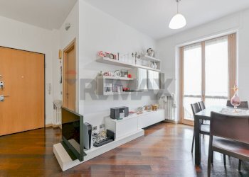 Sala da pranzo - Trilocale via Gluck
 
48, Milano - foto 6