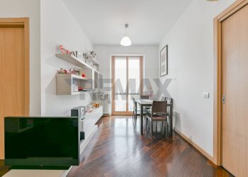 Sala da pranzo - Trilocale via Gluck
 
48, Milano - foto 8