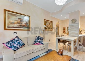 Sala da pranzo - Three-room apartment Via Emilio Dandolo
 
4, Opera - photo 7