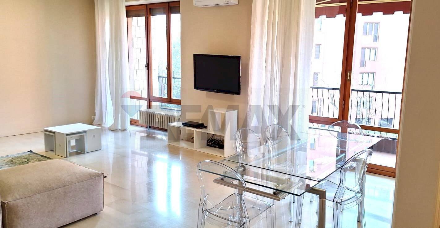 Sala da pranzo - Apartment Via  Palestrina
 
20, Monza - photo 1