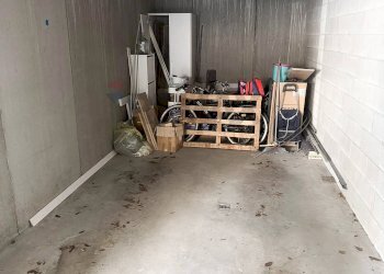 Parcheggio - Villa Bifamiliare Via Gallileo Gallilei
 
33, Turate - foto 16