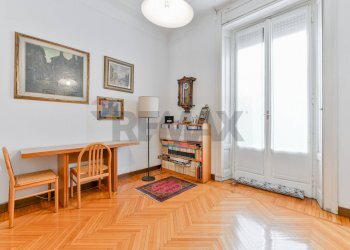 Sala da pranzo - Quadrilocale Piazzale Gabrio Piola
 
14, Milano - foto 7