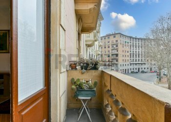 Balcone - Quadrilocale Piazzale Gabrio Piola
 
14, Milano - foto 12
