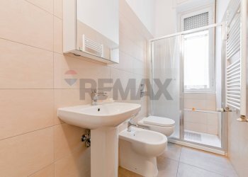 Bagno - Quadrilocale Piazzale Gabrio Piola
 
14, Milano - foto 27