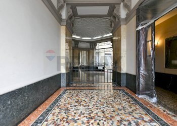 Ricezione / Lobby - Quadrilocale Piazzale Gabrio Piola
 
14, Milano - foto 31