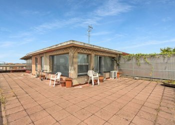 Terrazza - Attic Via Santa Margherita
 
53, Cologno Monzese - photo 30