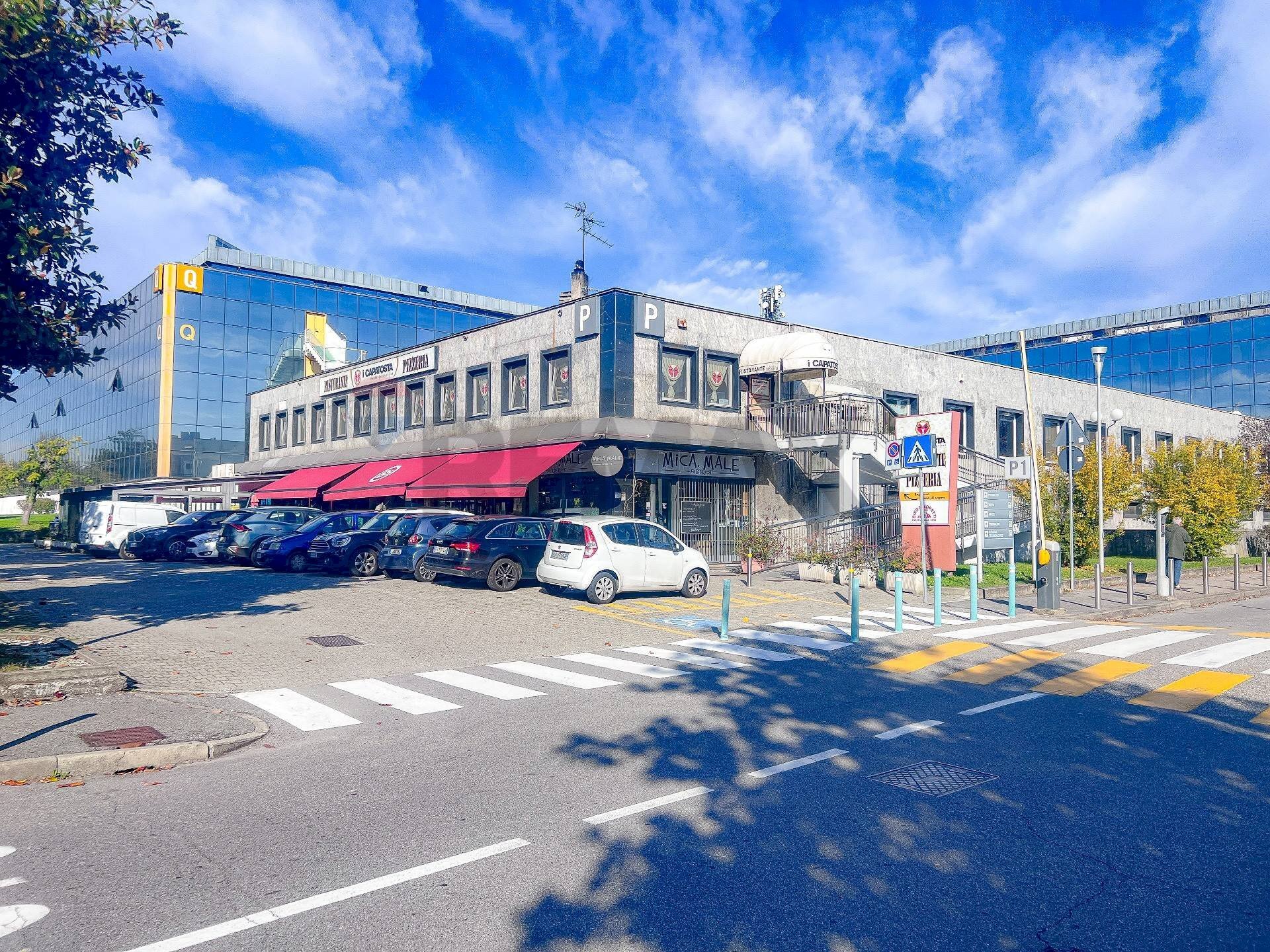 Edificio all\'aperto - Locale Commerciale Via Gran San Bernardo
 
SNC, Rozzano - foto 2