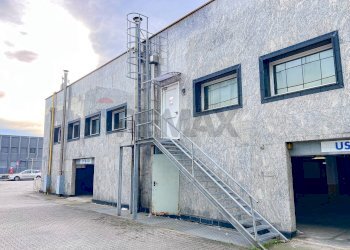 Edificio all\'aperto - Locale Commerciale Via Gran San Bernardo
 
SNC, Rozzano - foto 10