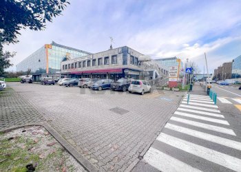 Edificio all\'aperto - Locale Commerciale Via Gran San Bernardo
 
SNC, Rozzano - foto 14