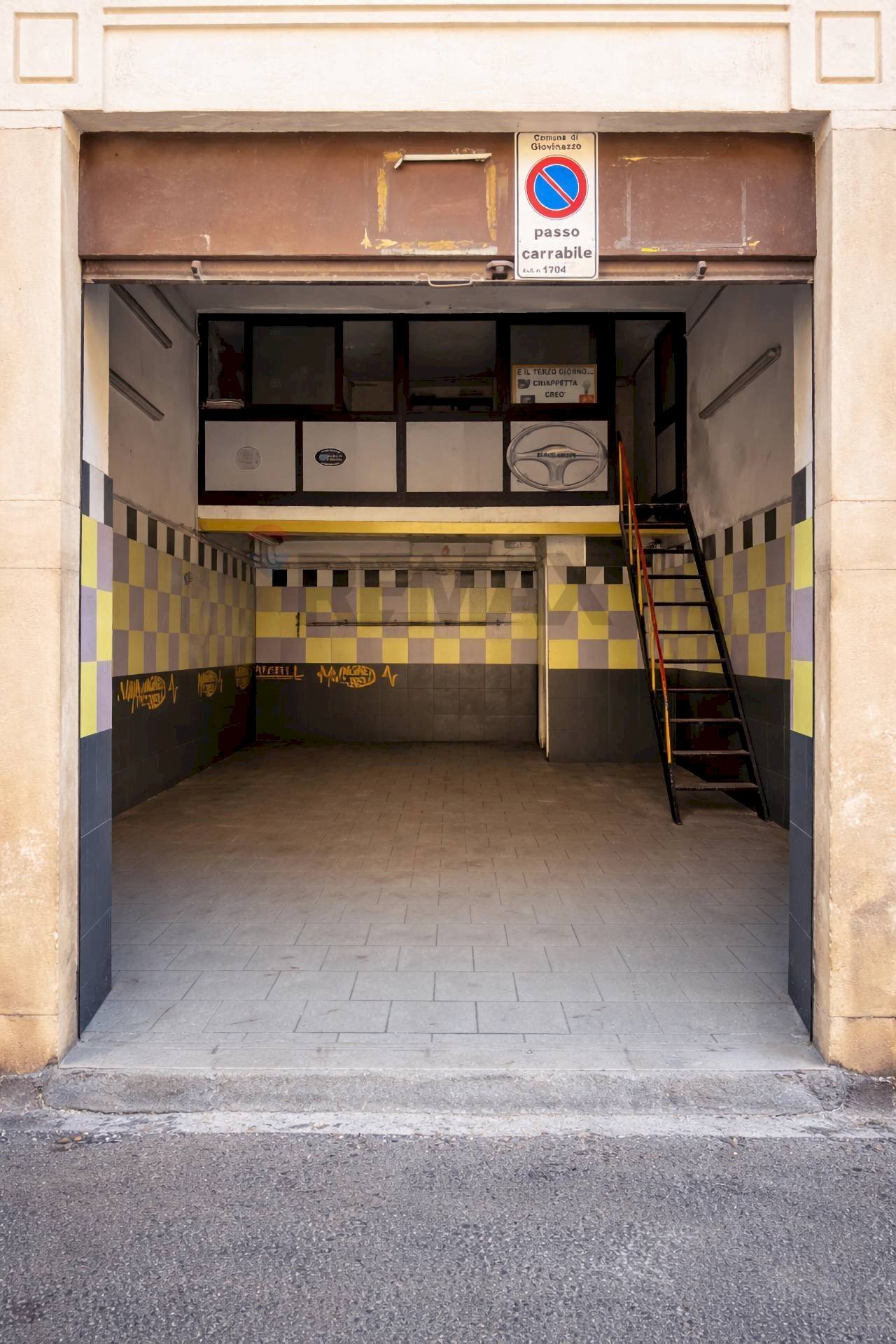 Parcheggio - Box Via Firenze
 
3, Giovinazzo - foto 1