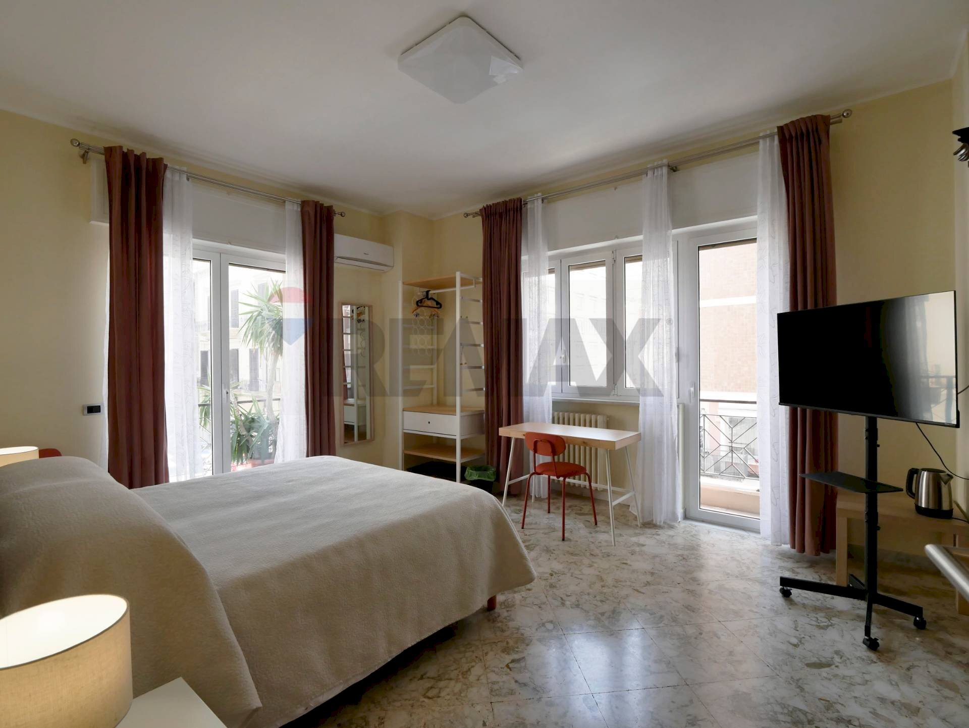 Camera / camera da letto - Three-room apartment Via Quintino Sella
 
5, Bari - photo 3