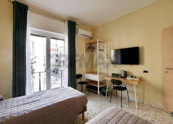 Camera / camera da letto - Three-room apartment Via Quintino Sella
 
5, Bari - photo 6