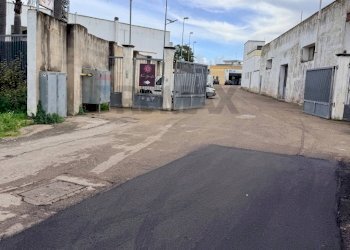 Edificio all\'aperto - Capannone Strada Comunale delle Pezze
 
3, Carmiano - foto 2