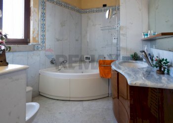 Bagno - Independent house Via Vittorio Emanuele
 
55-57, Grumo Appula - photo 20