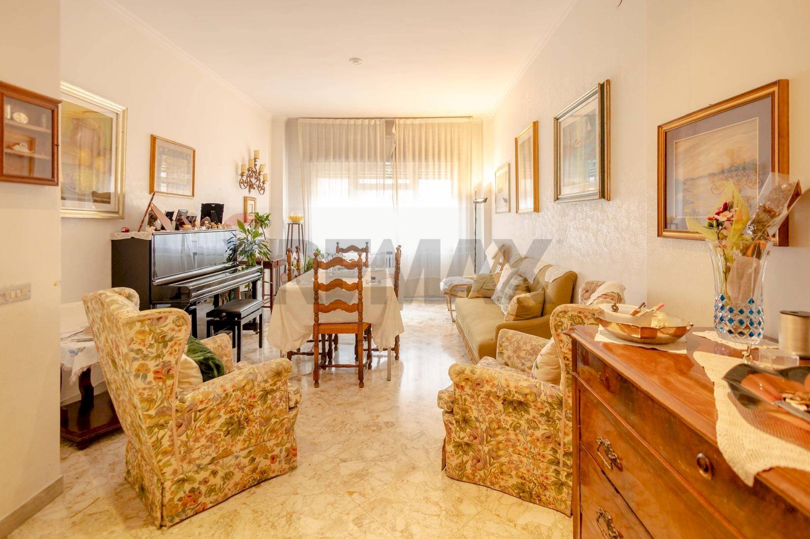 Sala da pranzo - Four-room apartment Via Nicolo' Piccinni
 
191, Bari - photo 3