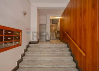 Ricezione / Lobby - Four-room apartment Via Nicolo' Piccinni
 
191, Bari - photo 2