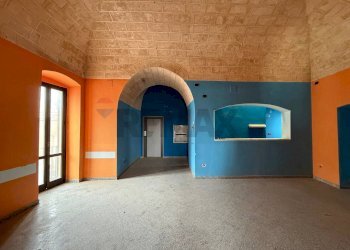 Stanza vuota - Stabile - Palazzo Piazza Umberto I
 
131, Bari - foto 2