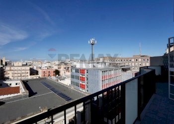 Balcone - Four-room apartment Via Giuseppe Suppa
 
28, Bari - photo 7