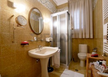 Bagno - Four-room apartment Via Giuseppe Suppa
 
28, Bari - photo 15