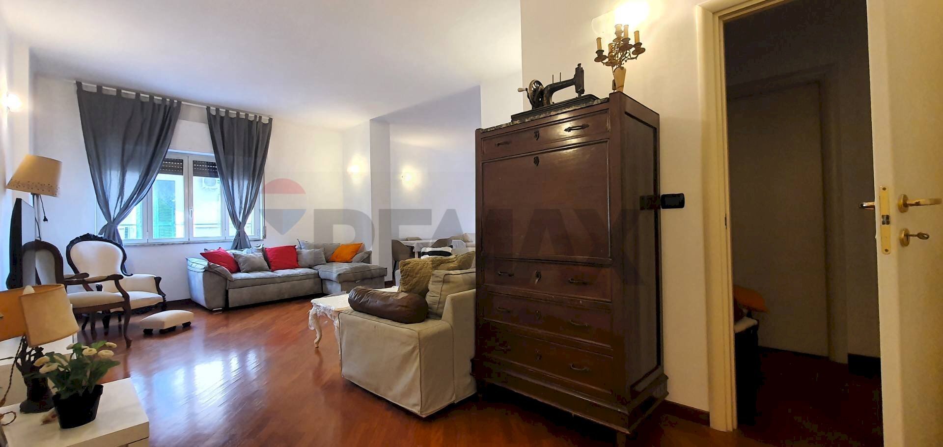 Soggiorno - Appartamento Via Pietro Ravanas
 
320, Bari - foto 1