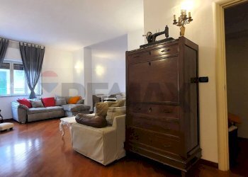 Soggiorno - Appartamento Via Pietro Ravanas
 
320, Bari - foto 1