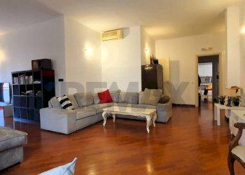 Soggiorno - Appartamento Via Pietro Ravanas
 
320, Bari - foto 4