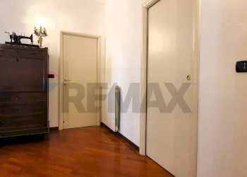 Hall / corridoio - Appartamento Via Pietro Ravanas
 
320, Bari - foto 13