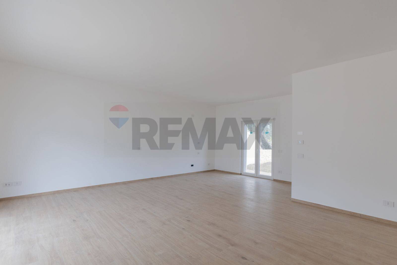 Stanza vuota - Villa Stradella Delle Monache
 
12, Bari - foto 3