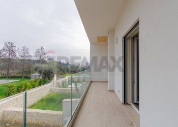 Balcone - Villa Stradella Delle Monache
 
12, Bari - foto 6