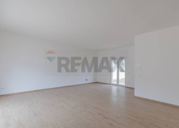 Stanza vuota - Villa Stradella Delle Monache
 
12, Bari - foto 28