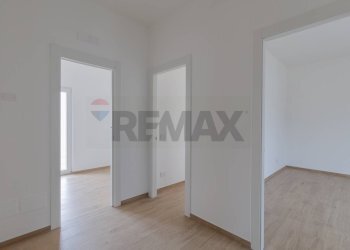 Stanza vuota - Villa Stradella Delle Monache
 
12, Bari - foto 35