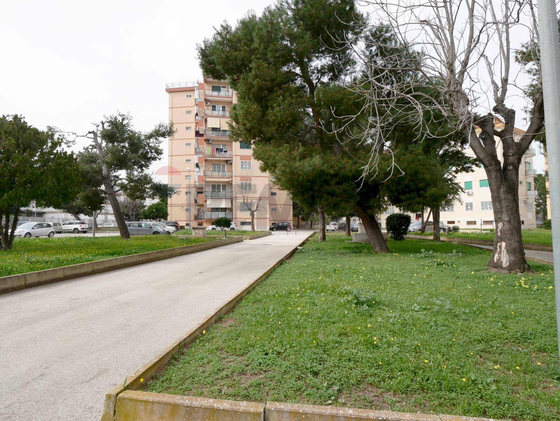 Edificio all\'aperto - Quadrilocale Via Latina
 
1, Bari - foto 2