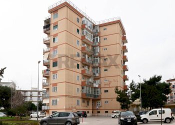 Edificio all\'aperto - Quadrilocale Via Latina
 
1, Bari - foto 1