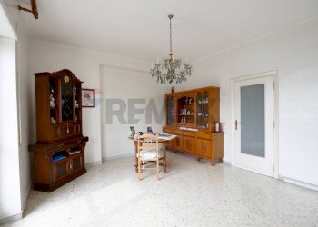 Sala da pranzo - Quadrilocale Via Latina
 
1, Bari - foto 7