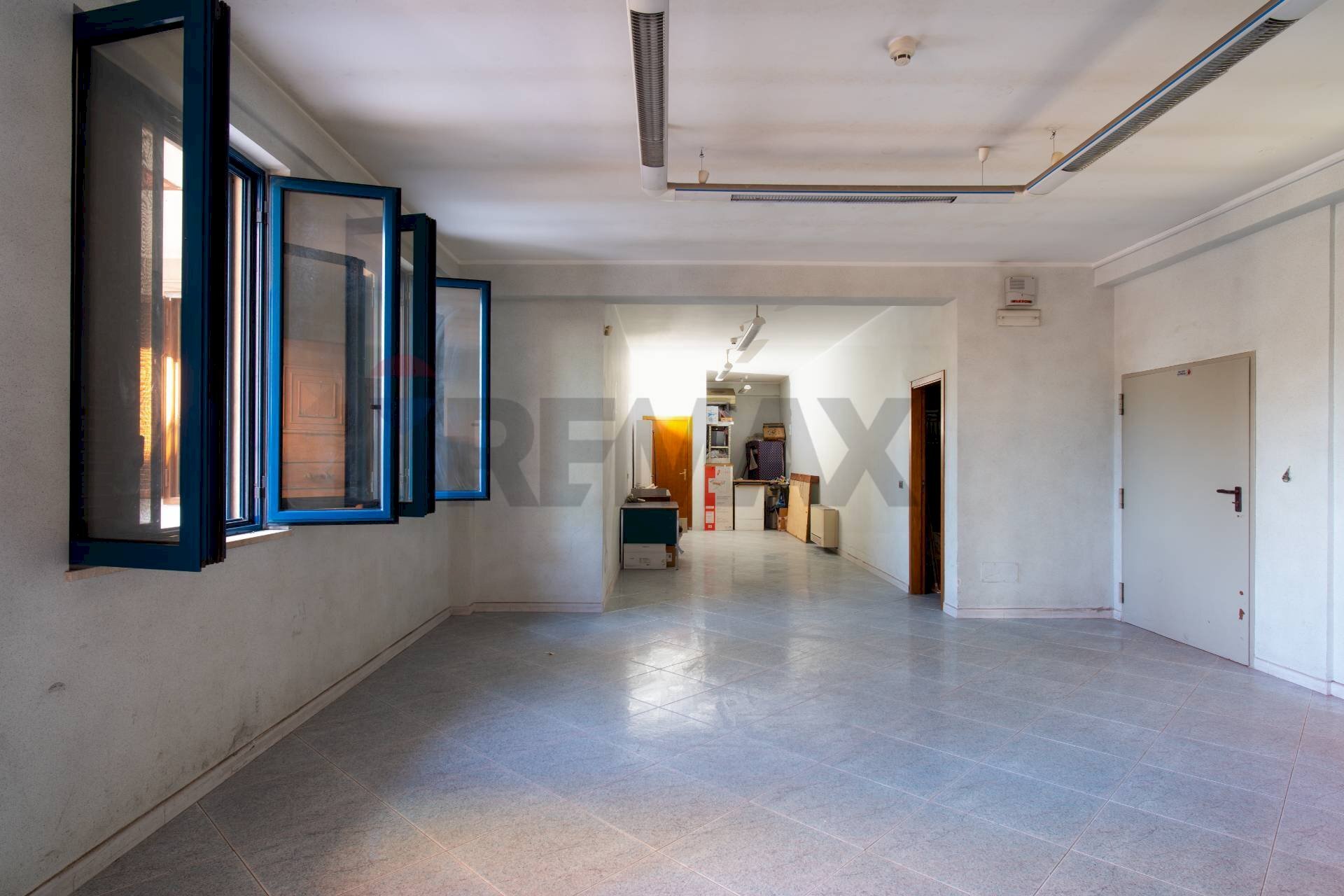 Parcheggio - Commercial Premises Via Paolo Marzi
 
12, Modugno - photo 2