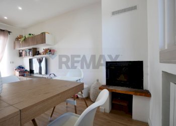 Sala da pranzo - Villa Contrada Pesciacroce
 
9, Conversano - foto 9