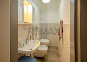 Bagno - Four-room apartment Via Olbia
 
snc, Modugno - photo 14