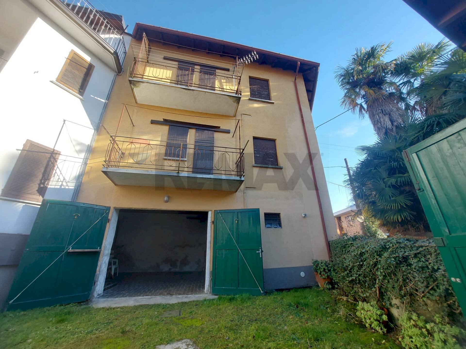 Edificio all\'aperto - Casa semi indipendente N. Sauro
 
2, Leggiuno - foto 3