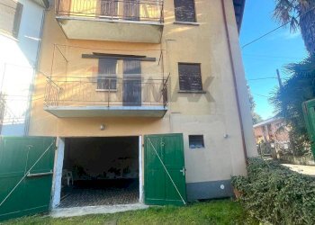 Edificio all\'aperto - Casa semi indipendente N. Sauro
 
2, Leggiuno - foto 4