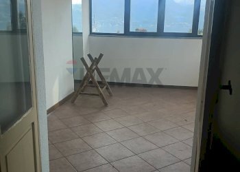 Stanza vuota - Casa semi indipendente Castelveccana - foto 9