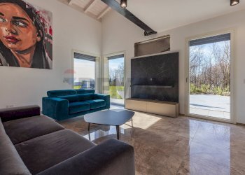 Soggiorno - Villa Azzio - photo 15