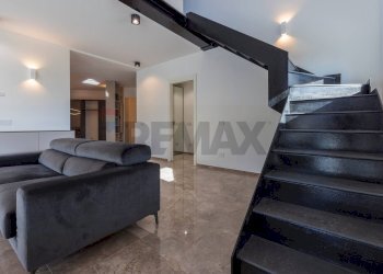 Scale - Villa Azzio - photo 16