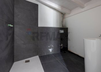 Bagno - Villa Azzio - photo 27