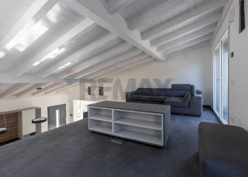 Soggiorno - Villa Azzio - photo 18