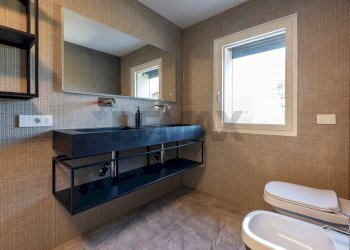 Bagno - Villa Azzio - photo 22