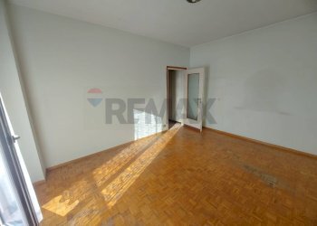 Stanza vuota - Bilocale Viale Valganna
 
108, Varese - foto 3