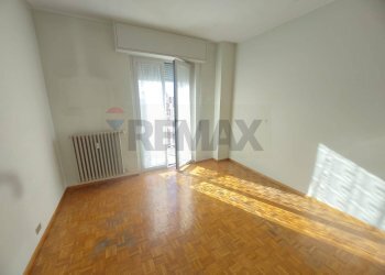 Stanza vuota - Bilocale Viale Valganna
 
108, Varese - foto 4