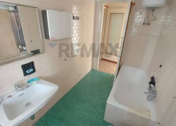 Bagno - Bilocale Viale Valganna
 
108, Varese - foto 5